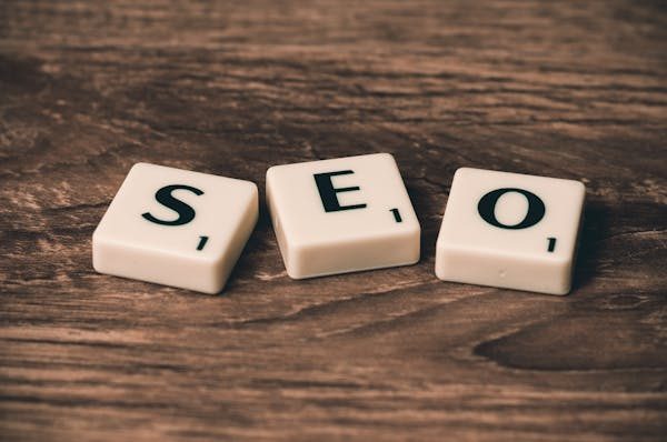 Optimisez votre site avec les prestations SEO à Paris